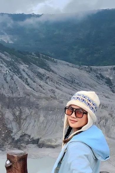 Berfoto di Kawah Tangkuban Parahu. Foto : nadyafa03 / IG